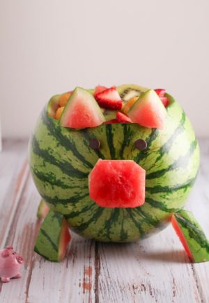 Watermelon Pig - Cooking is Messy